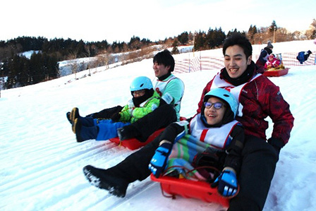 雪と遊ぼう!親と子の療育キャンプ(WHC)